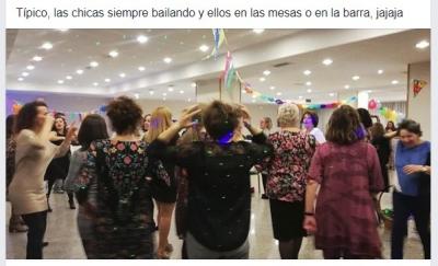 MUY TIPICO, Las chicas bailando y los hombres sujetando la barra